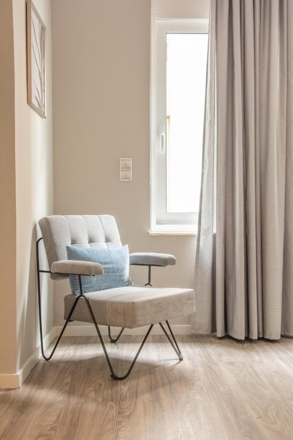 A14 Sunny & Chic 2Room Apartment Near Plaka & Parthenon Atene Esterno foto